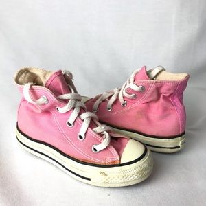 CONVERSE // Pink High Tops